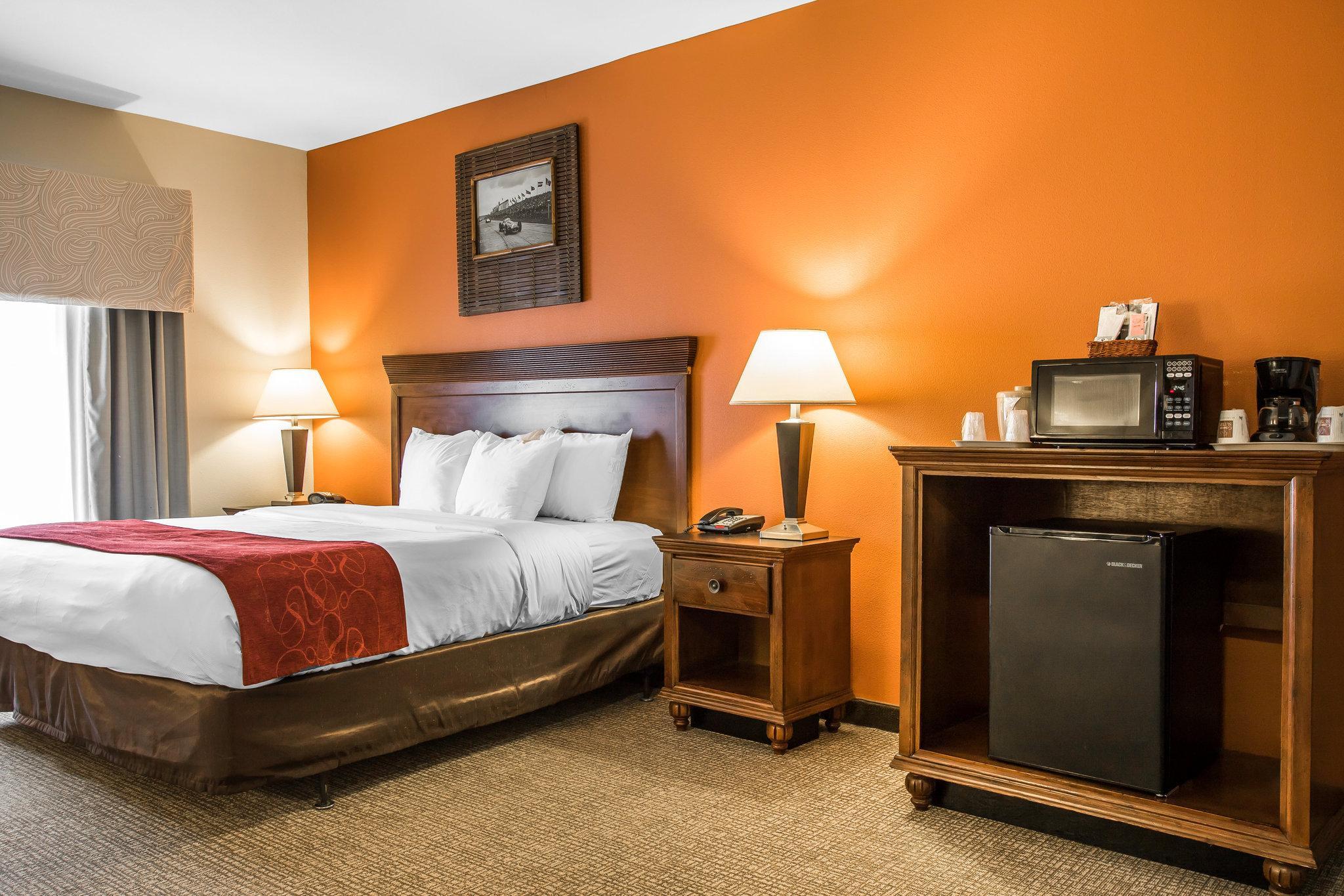 Comfort Suites Pelham Hoover I-65 Exterior photo
